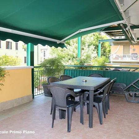 3v Apartment *