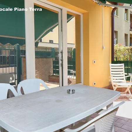 3v Apartment *