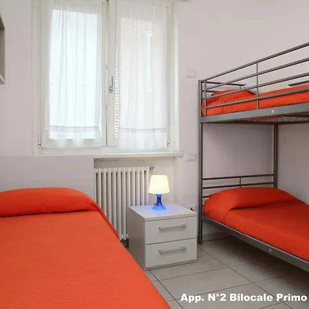 Apartment 3v *