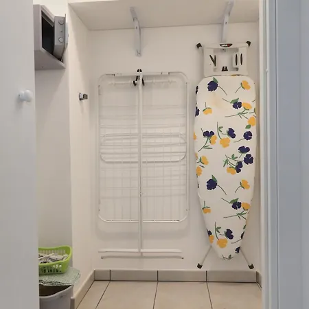 3v Apartment *